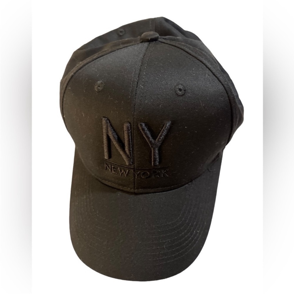 NY only NWT black hat port authority one size​​